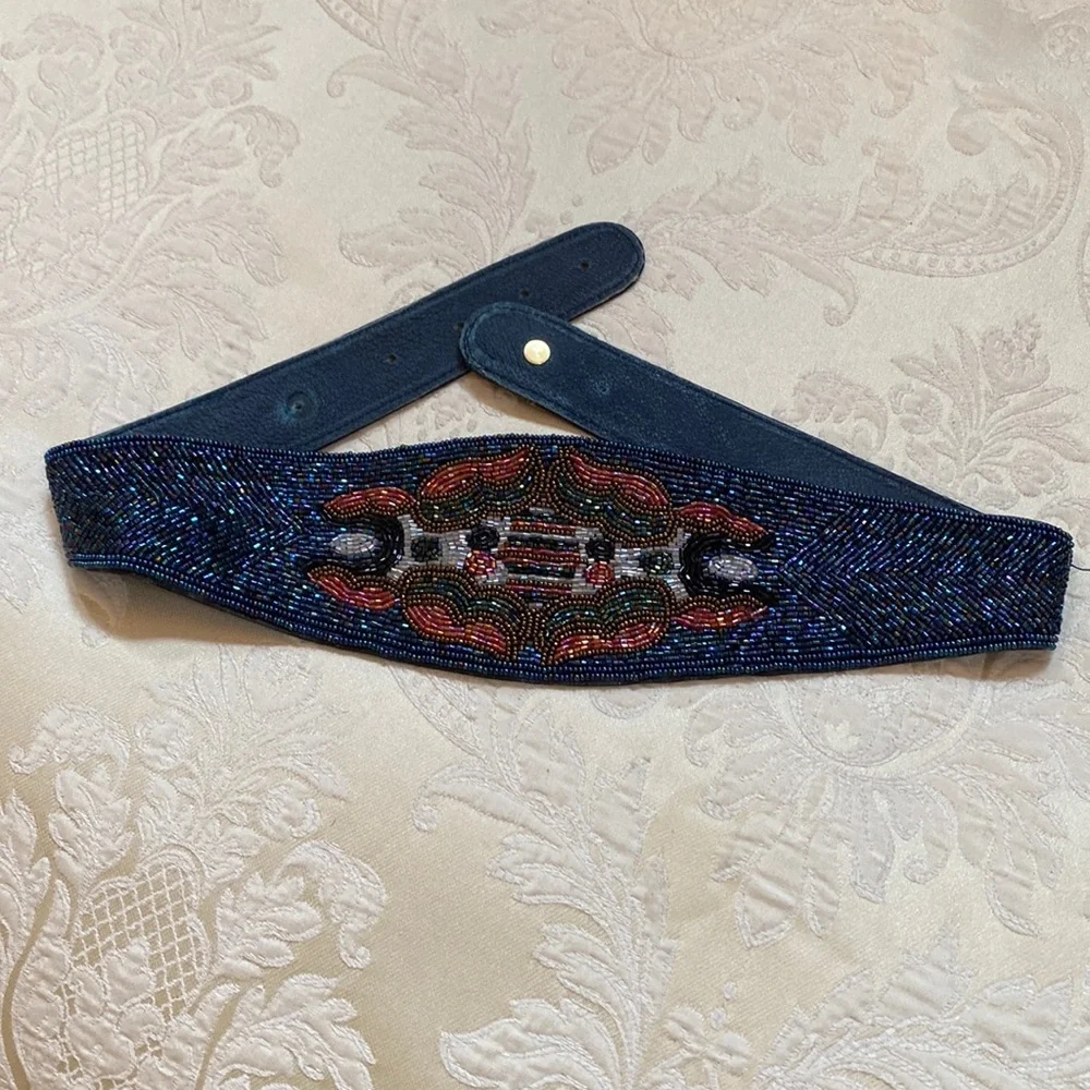 Vintage Leather and beaded belt - Picture 2 of 7